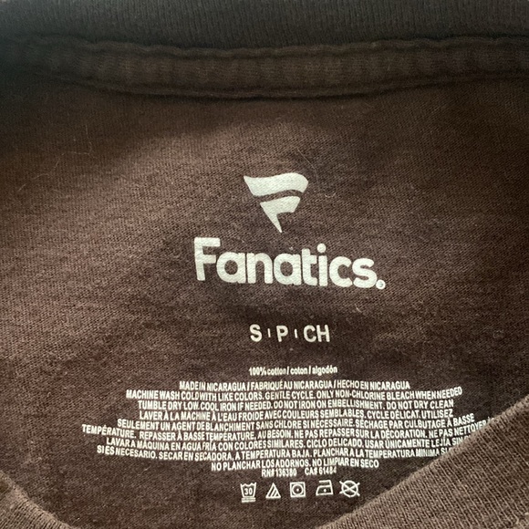 Chiefs Tee - Picture 3 of 3